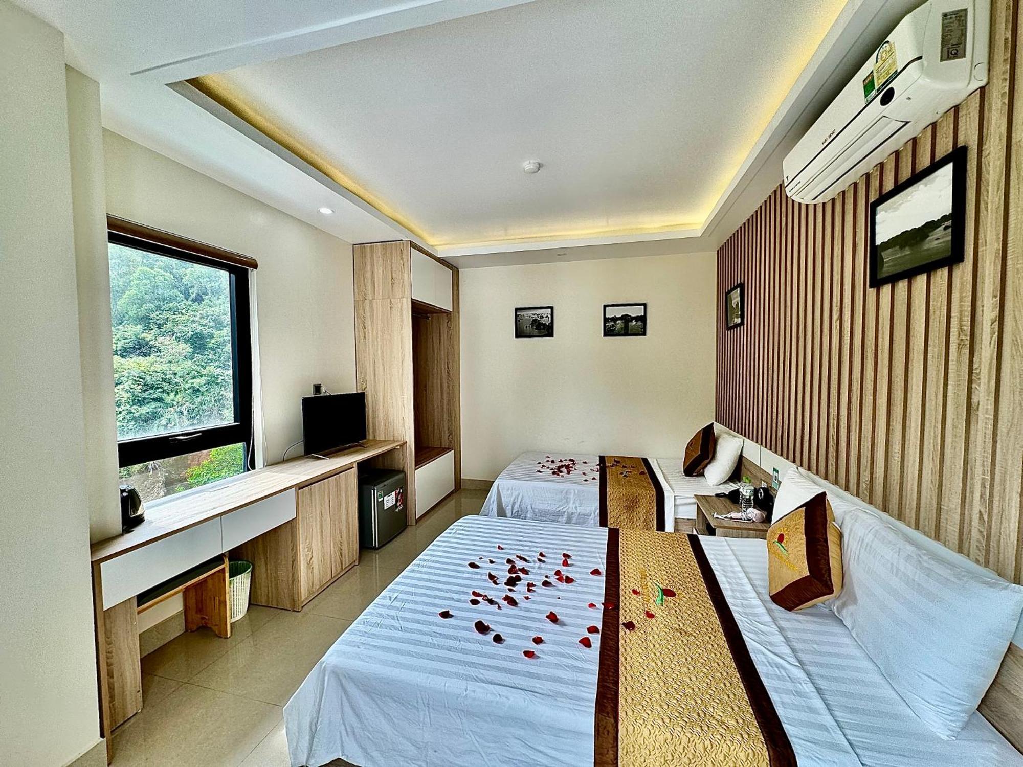 Sunflower Catba Hotel Dong Khe Sau Bagian luar foto