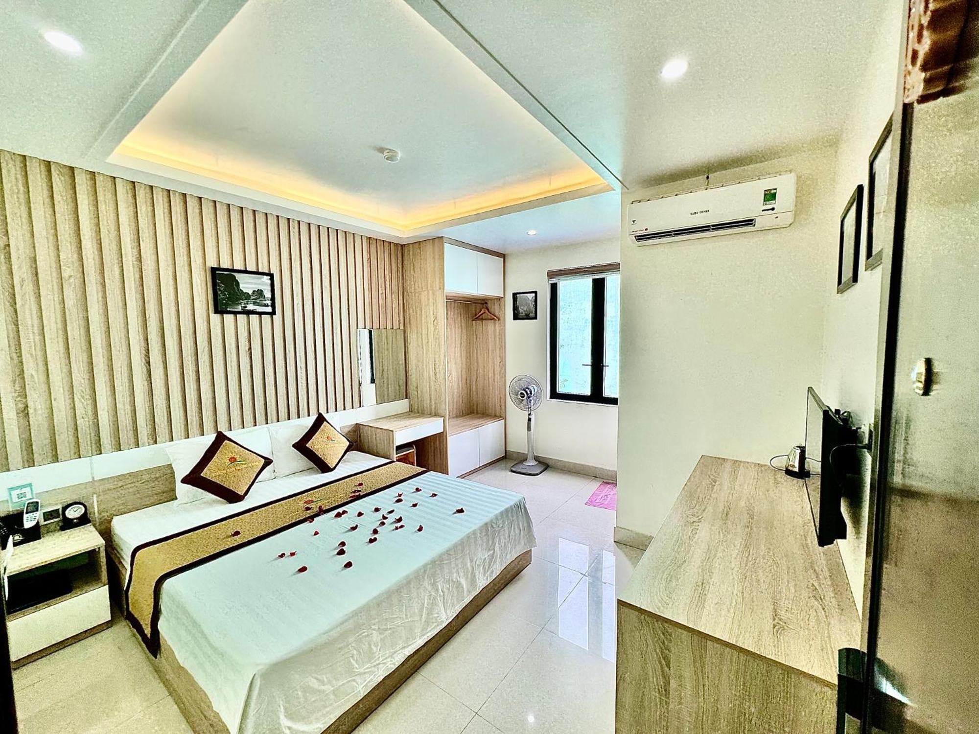 Sunflower Catba Hotel Dong Khe Sau Bagian luar foto