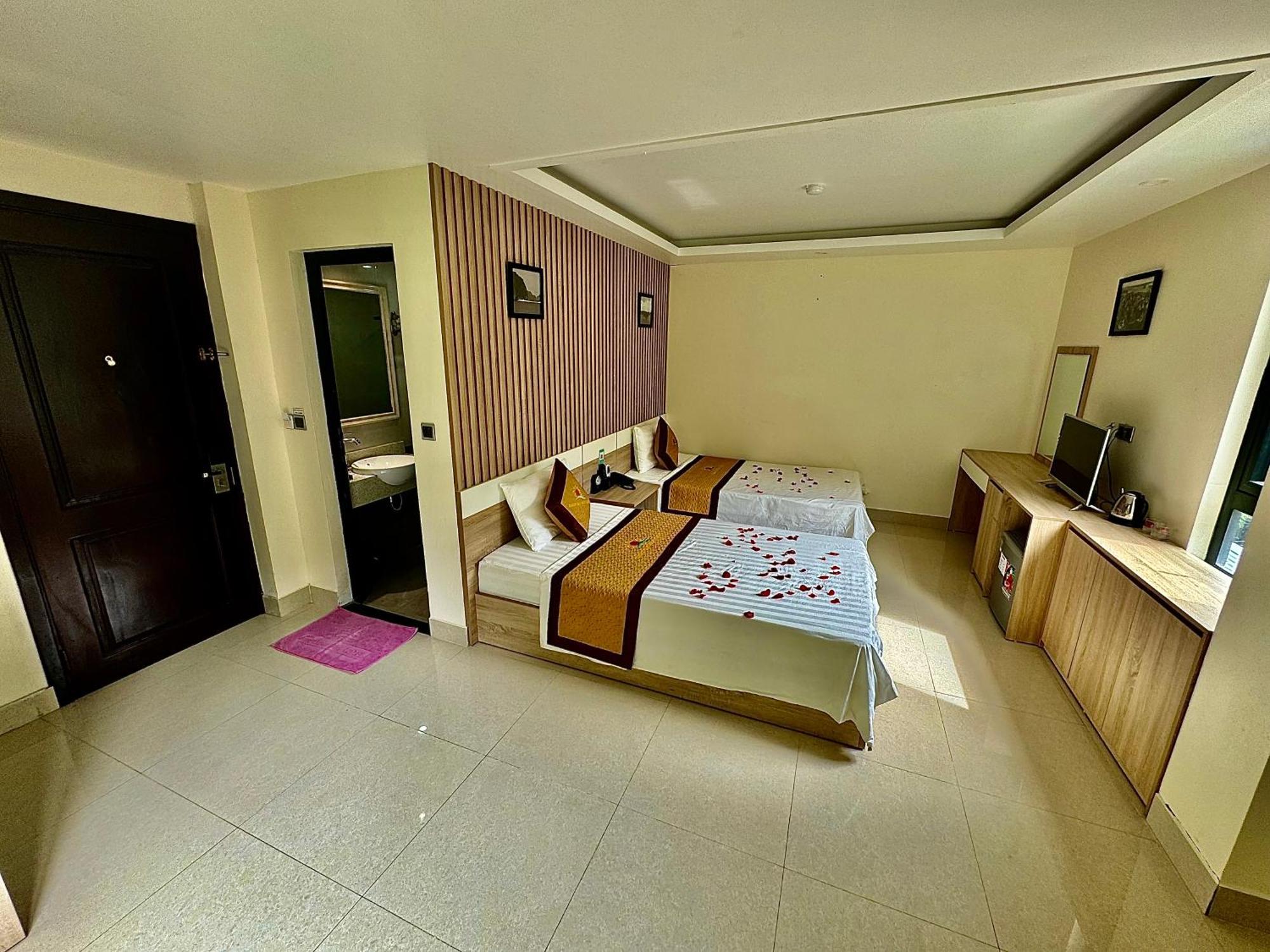 Sunflower Catba Hotel Dong Khe Sau Bagian luar foto